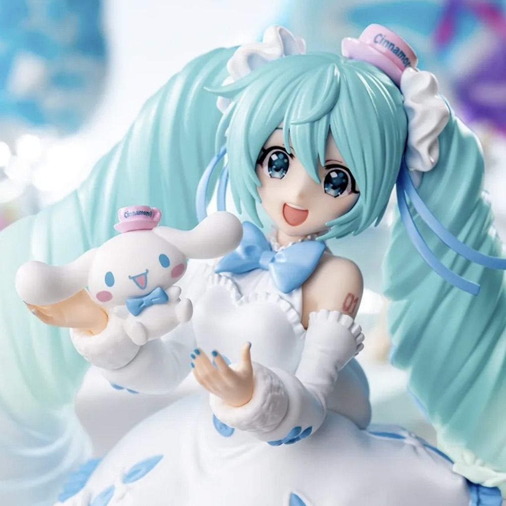 SEGA Luminasta Hatsune Miku x Cinnamoroll White Dress Version figure