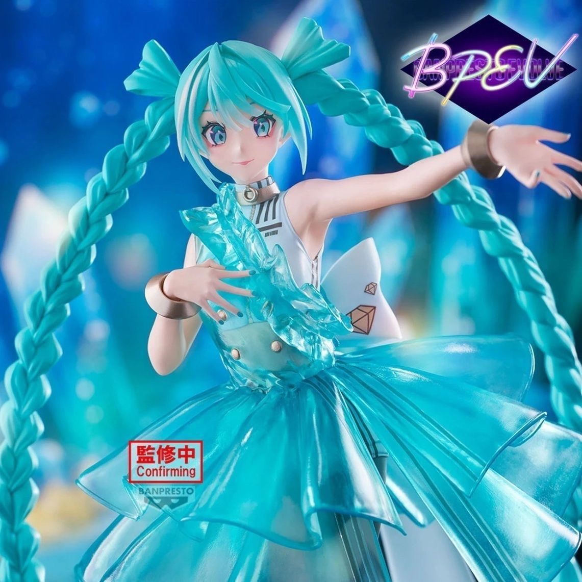 Banpresto Hatsune Miku Evolve Clearluxe Emerald Gem Figure
