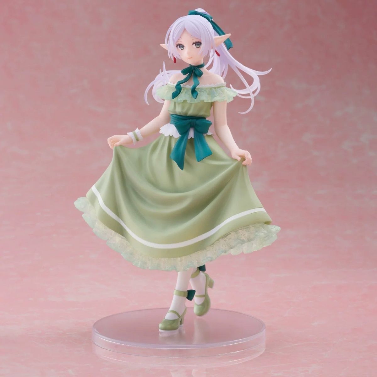 Taito Frieren: Beyond Journey's End Coreful Figure in the Party Dress Version
